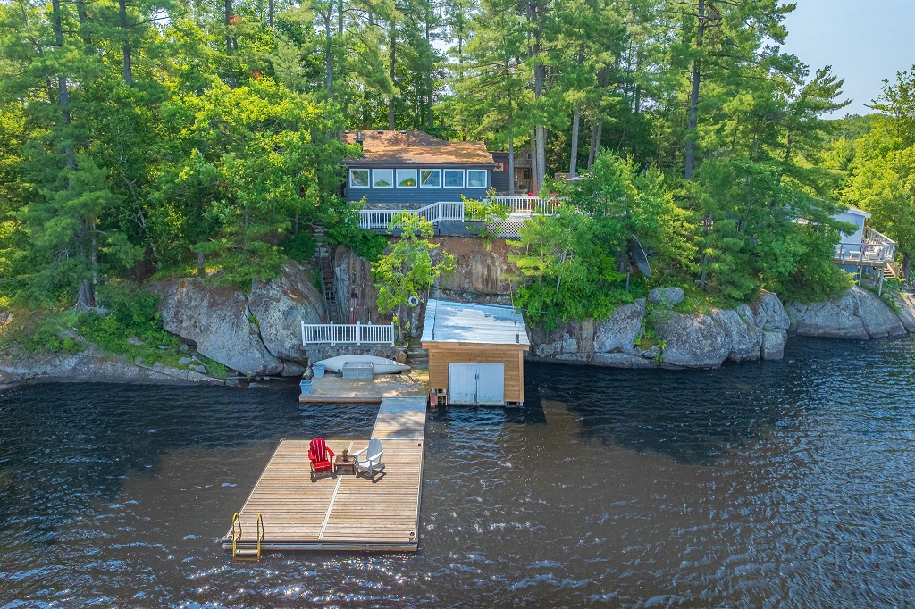 2-2878MuskokaRd118W-MVTStudios-1