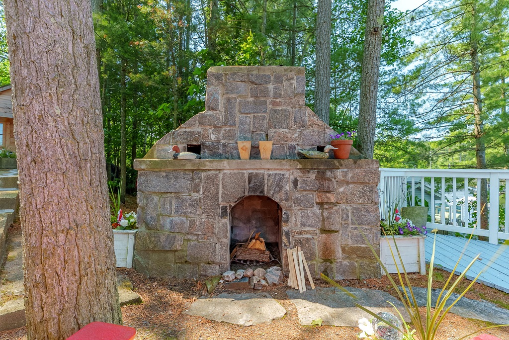 2-2878MuskokaRd118W-MVTStudios-8