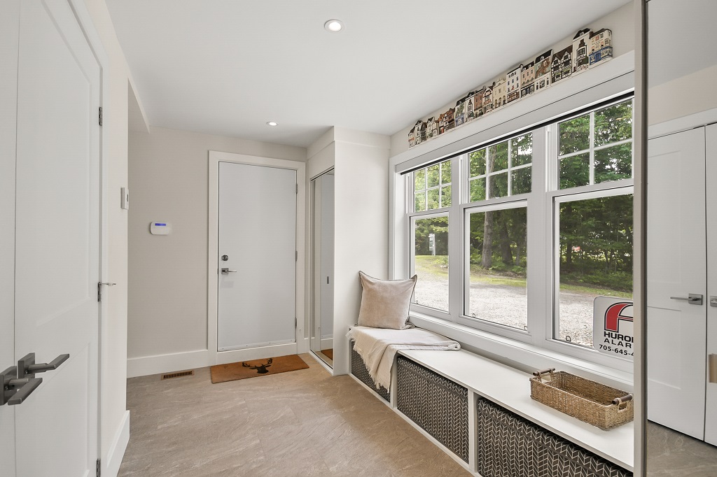 624 MUSKOKA ROAD 10-14