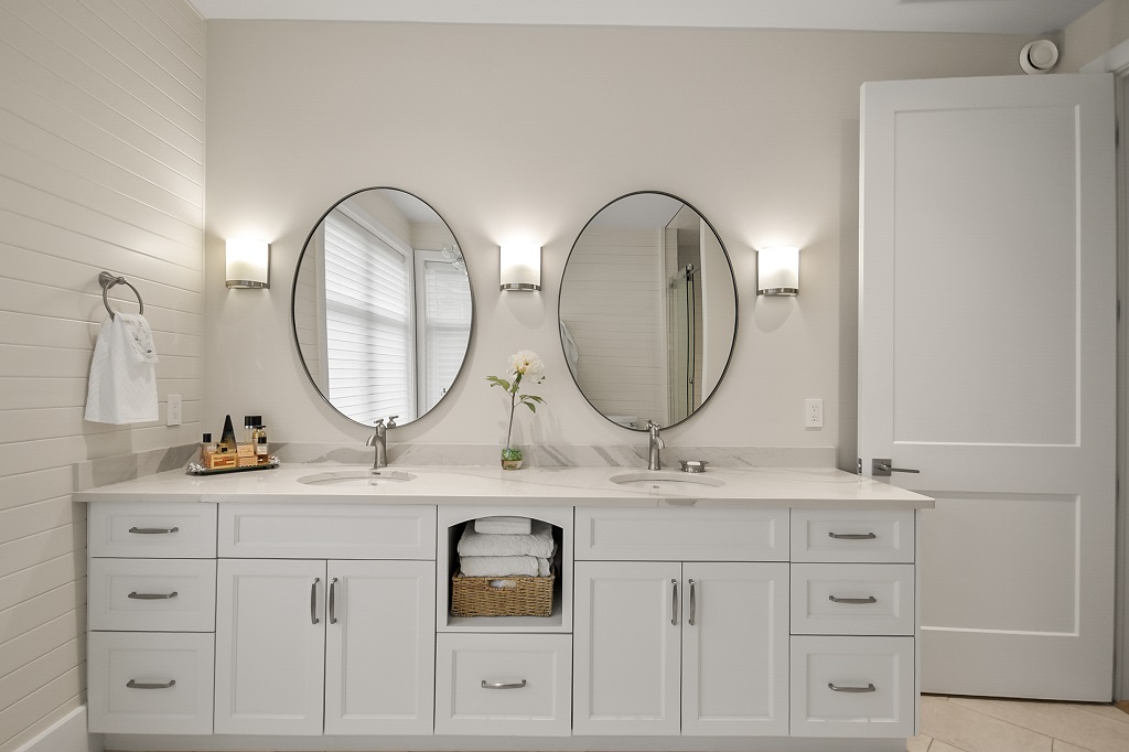 624 MUSKOKA ROAD 10-8